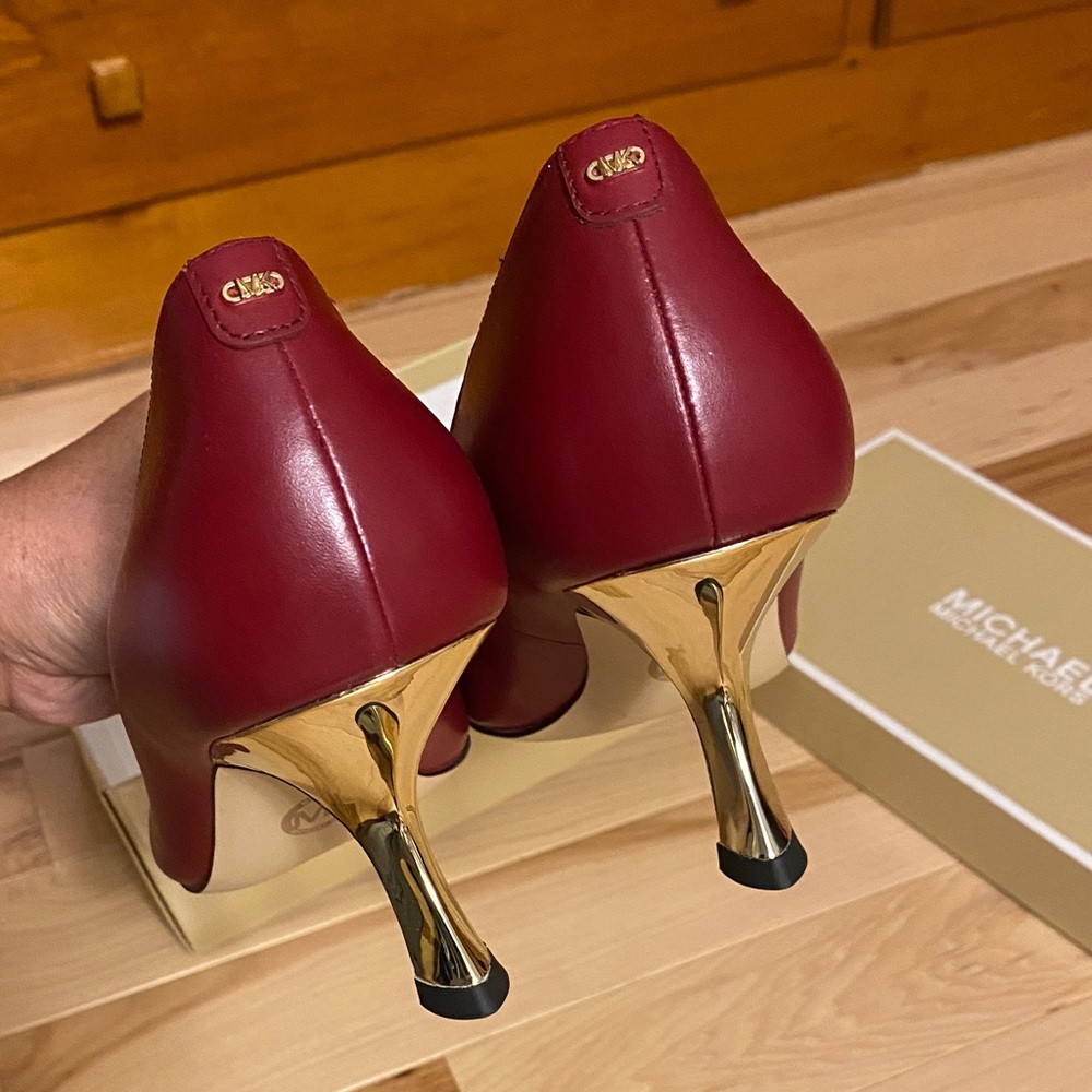 Michael Kors Deep Red Heels - Picture 5 of 10